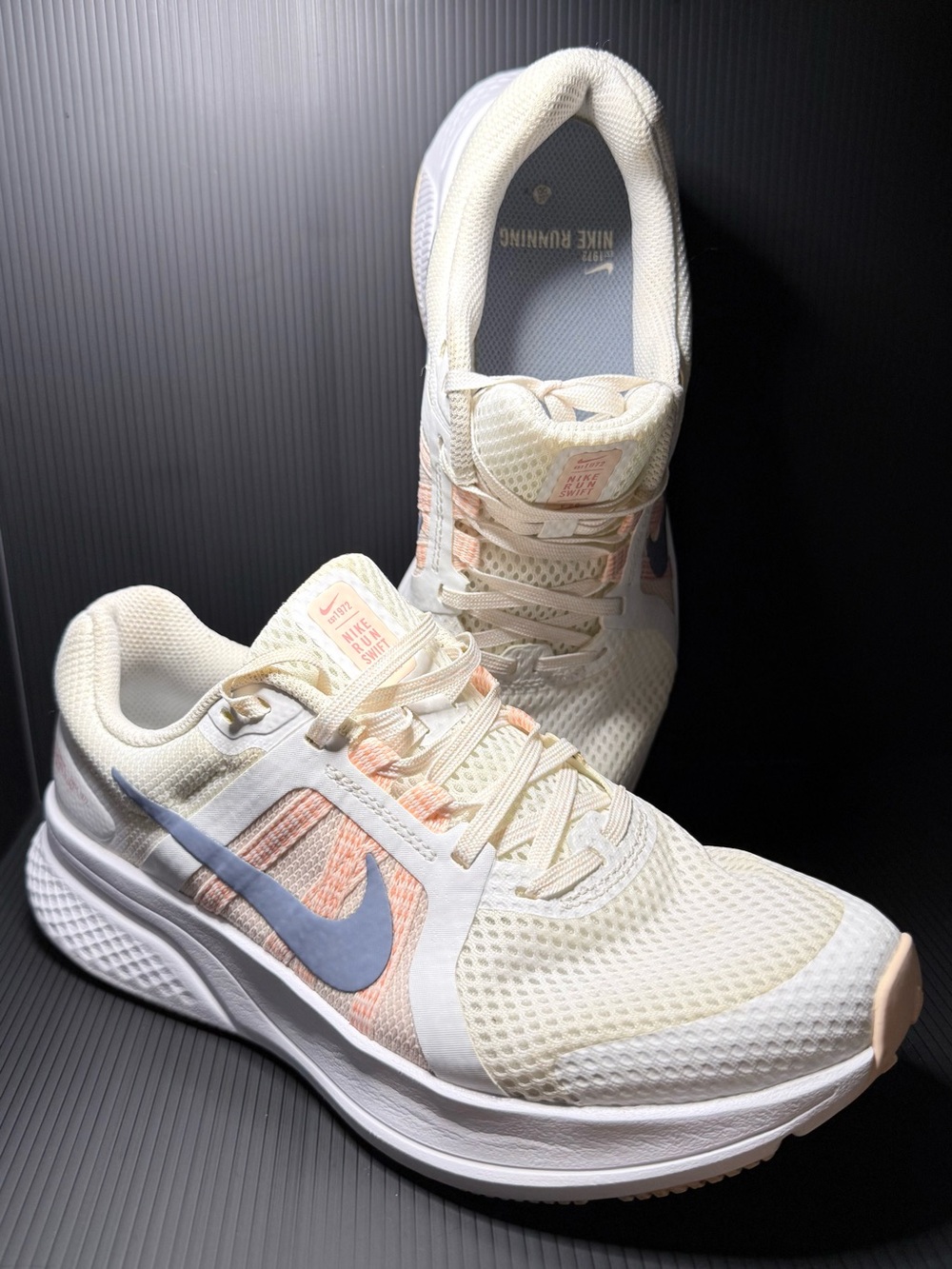 Nike Women's Run Swift V2 Lightweight Trainers